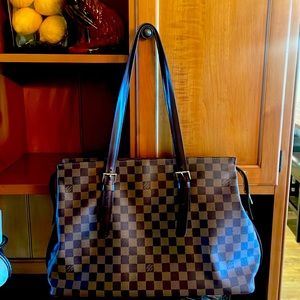 Authentic Louis Vuitton Purse-Damier , Canvas Print.